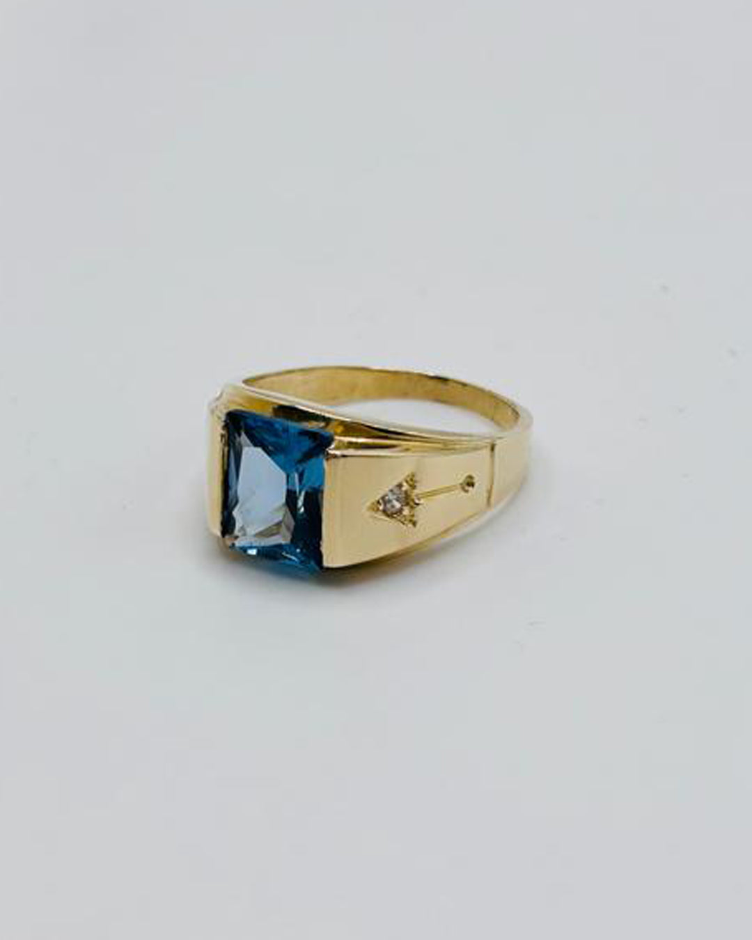 ANILLO DE HOMBRE CON PIEDRA AZUL TURQUESA