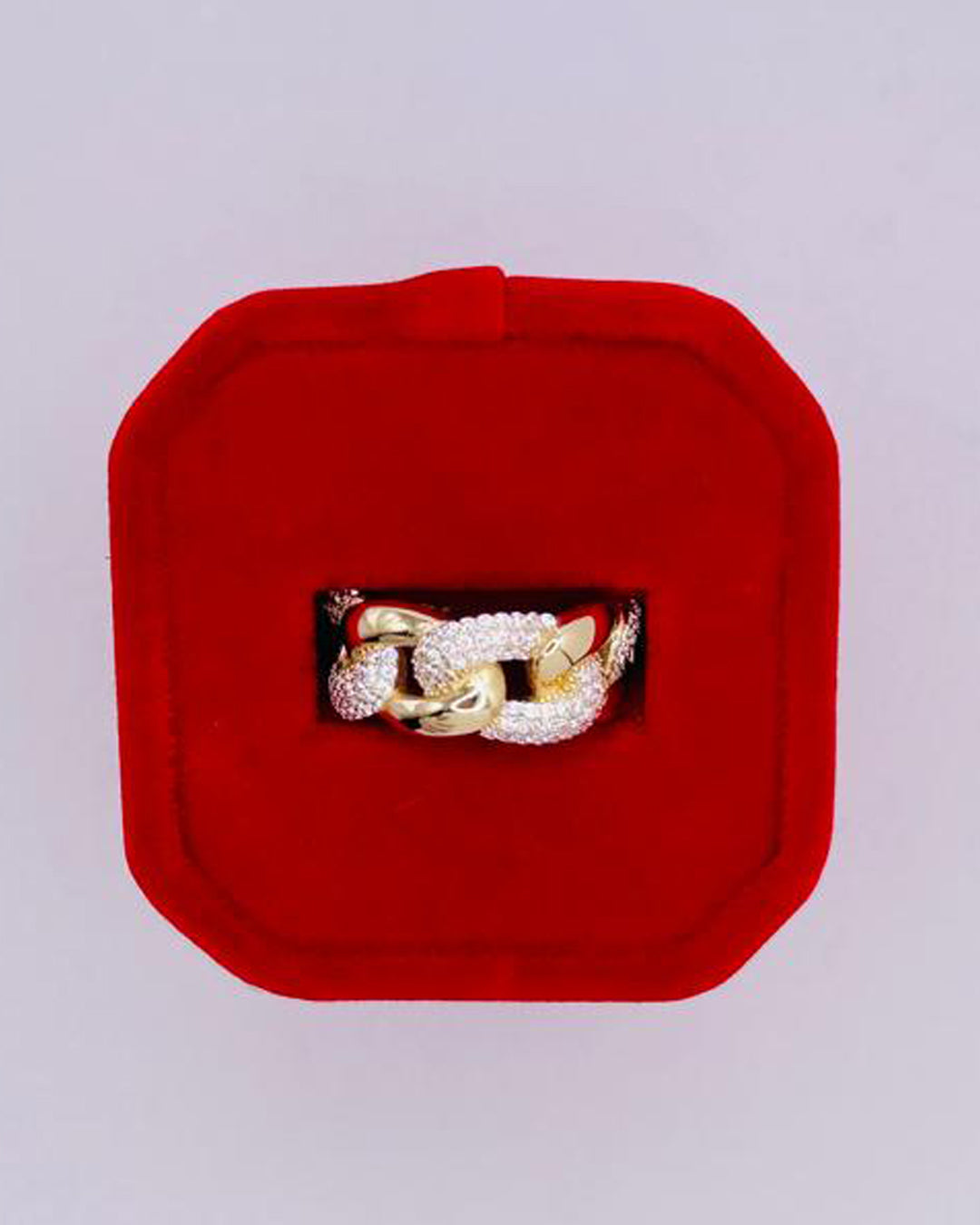 ANILLO DE MUJER EN FORMA DE CADENA CON PIEDRAS BLANCAS